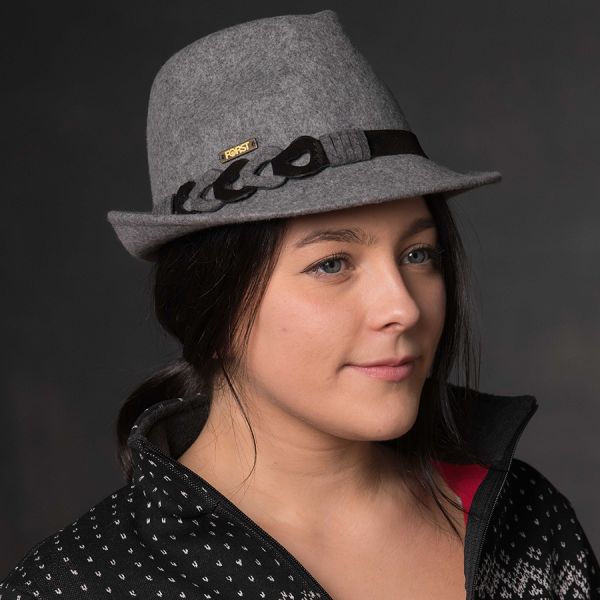 Grauer Filzhut für Damen